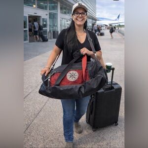 Marlboro Adventure Team Large Duffle/Luggage Bag travel black and red